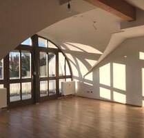 *Wunderschöne 3-Zimmer-Wohnung mit Westbalkon in bester Lage Straubings*