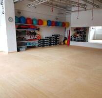 Aerobicraum zu vermieten - 25,00 EUR Kaltmiete, ca.  90,00 m² in Würzburg (PLZ: 97076) Lengfeld