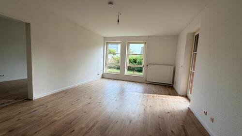 Foto - Brunsbüttel: Erdgeschosswohnung mit kleiner Terrasse