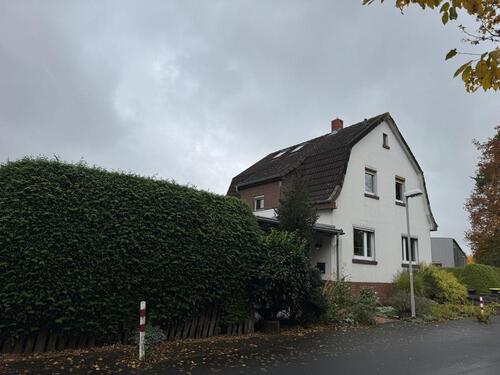 Foto - Wohnhaus mit Gewerbe Praxis Büro Kanzlei