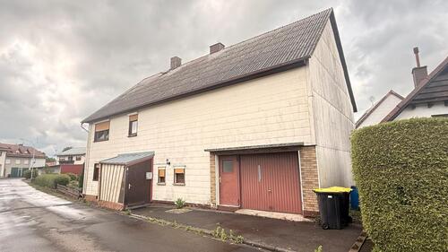 Foto - Freistehendes EFH in Ulrichstein mit viel Potential für große fam