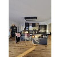 Emsbüren: Schöne helle moderne Penthauswohnung