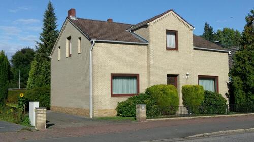 Foto - Von Privat: Großes Grundstück mit Altbau