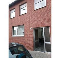 Haus mit großem Garten zu verkaufen. - Grevenbroich Neuenhausen