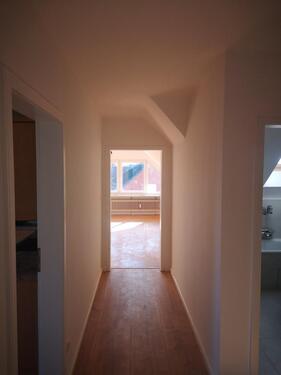 Foto - 2 Zimmer Dachgeschoßwohnung zur Miete in Langenhagen