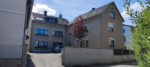 Foto - Gera Grundstück mit 2 Häusern, 6 Wohnungen, 2500m2, vermietet