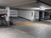 Foto - Parkplatz zu vermieten - 100,00 EUR Kaltmiete,
