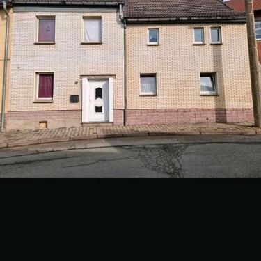 Foto - Haus zu verkaufen - 45.000,00&nbsp;EUR Kaufpreis, ca.&nbsp; 124,00&nbsp;m&sup2;