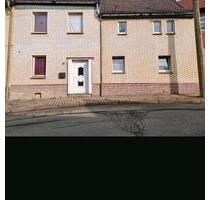 Haus zu verkaufen - 45.000,00&nbsp;EUR Kaufpreis, ca.&nbsp; 124,00&nbsp;m&sup2; in Vogtei (PLZ: 99986)