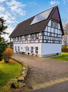 Foto - Energieeffizientes Einfamilienhaus mit Garten Wärmepumpe Solar Me