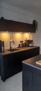 Foto - Großzügige 2-Zimmer-Wohnung mit Südbalkon & hochwertiger Küche in