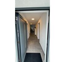Moderne 3-Zimmer-Neubauwohnung mit Balkon in Gummersbach-Berstig