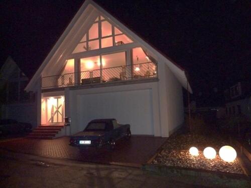 Foto - Penthouse Haus zu vermieten Wohnung große Mietwohnung Garage