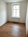 Foto - Charmante 2-Raum-Wohnung, 1. OG mit Balkon u. neuer Einbauküche