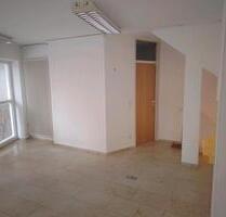 Geschäftsräume zu vermieten - 560,00 EUR Kaltmiete, in Eichstätt (PLZ: 85072)