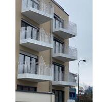 3 Zimmerwohnung Erdgeschoss mit eigenem Gartenanteil circa 250qm - Gießen