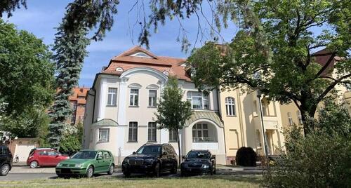 Foto - Stilvolle Stadtvilla in Zentrumsnähe bietet charmanten Arbeitsplatz mit Erker - 1. OG - ca. 59,5 m²