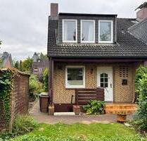 Von Privat: Charmante Doppelhaushälfte mit gepflegtem Garten - Elmshorn