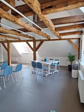 Foto - Flexible Schreibtische & Seminarräume mieten im Coworking Space