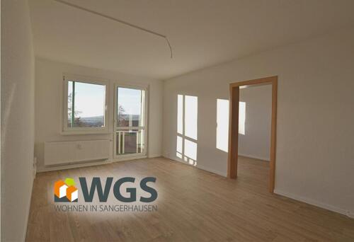 Foto - Sanierte 4-Raum-Wohnung in Zentrumsnähe mit Badewanne und Balkon - Bezug ab sofort möglich!