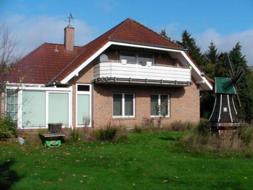 Foto - Haus zur Miete - 1.000,00 EUR Kaltmiete,