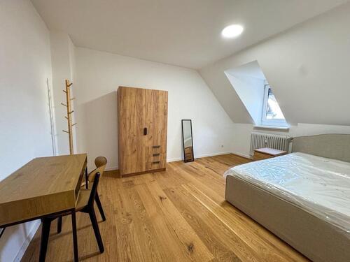 Foto - Voll ausgestattetes WG-Zimmer mit Küche und Internet