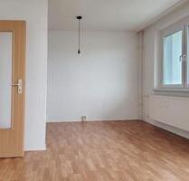 Charmante kleine Wohnung mit Balkon und offener Küche – perfekt für Singles ! - Halle (Saale) Halle-Neustadt