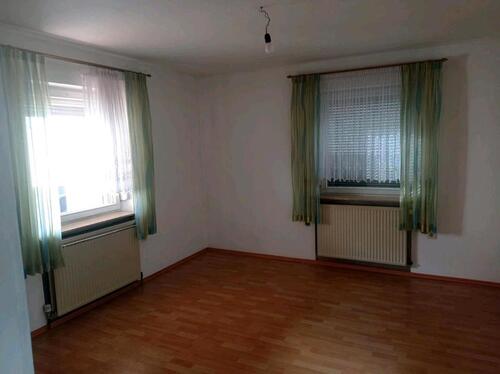 Foto - 5 Zimmer Wohnung Nähe Bamberg - 750,00&nbsp;EUR Kaltmiete, ca.&nbsp; 108,00&nbsp;m&sup2;