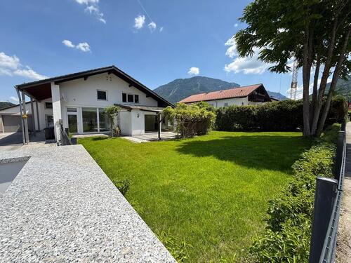Foto - Einmalige Gartenwohnung in Bayerisch Gmain – 157 m² Wohngef