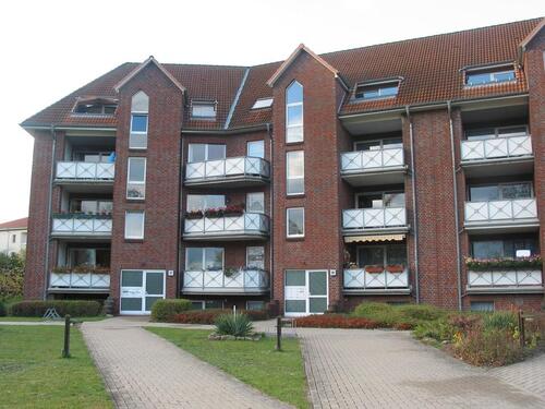 Foto - 2 Zimmer DG Wohnung mit Loggia - 350,00&nbsp;EUR Kaltmiete, ca.&nbsp; 47,61&nbsp;m&sup2;