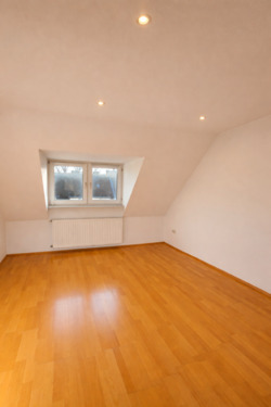 Foto - 2.5 Zimmer Dachgeschoßwohnung in Hilden