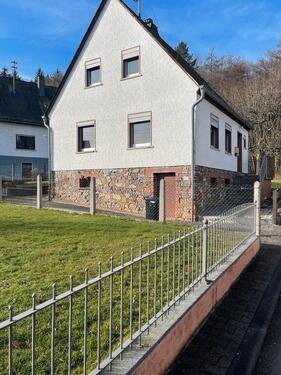 Foto - 4 Zimmer Einfamilienhaus zum Kaufen in Niederwörresbach