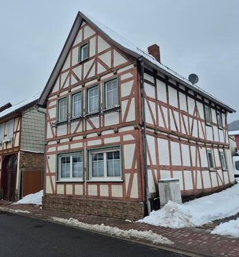 Foto - Haus mit Garage zu Vermieten in Lengenfeld unterm Stein (Wohnung)