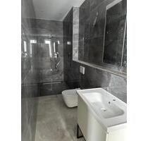 Moderne Maisonettewohnung mit Balkon - stilvolles Wohnen auf zwei Ebenen in Offstein - Worms Vororte Südwest