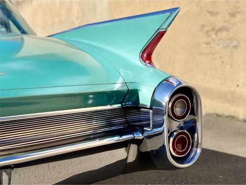 Foto - Stellplatz Oldtimer Wohnmobil Boot Halle Gelände videoüberwacht