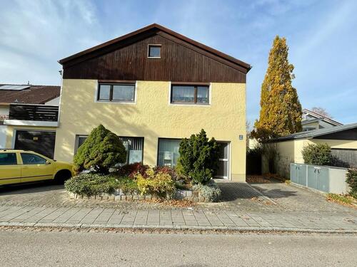 Foto - Biete Haus mit 2 seperaten Wohneinheiten in Riemerling München