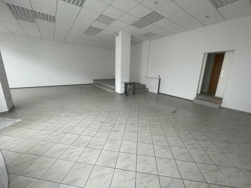 Foto - Ladengeschäft an exponierter Stelle in Burg