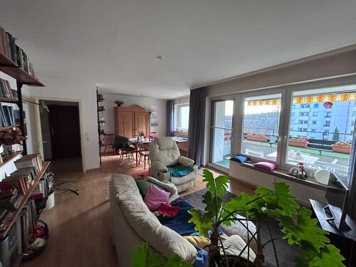 Foto - *Bezugsfrei* Gepflegte 2,5 Zimmer-ETW mit Aufzug und Balkon