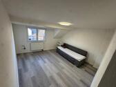 Foto - 1 Zimmer Dachgeschoßwohnung zur Miete in Köln