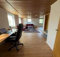 vollmöblierte 1-Zimmer Wohnung im EG einer WG in BarbingSarching