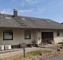 Helle 3-Zimmer Dachgeschosswohnung mit Balkon in Wald-Michelbach