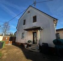 Zweifamilienhaus - 370.000,00 EUR Kaufpreis, in Edingen-Neckarhausen (PLZ: 68535)