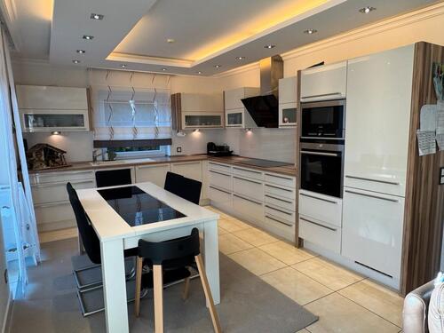 Foto - 4 Zimmer Wohnung beste Lage, neue Mitte zu vermieten