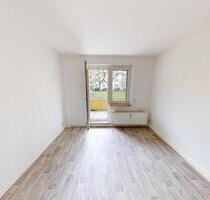 In ruhiger Seitenstraße gelegene 2-Raum-Wohnung mit Balkon - Chemnitz Bernsdorf