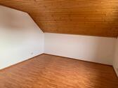Foto - Dachgeschoßwohnung in Wenzenbach zur Miete