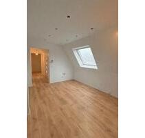Erstbezug nach Kernsanierung-großzügige 3-Zimmer-Dachgeschosswhg - Barnstorf