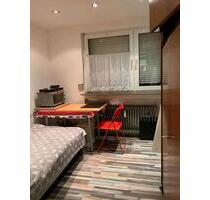 Vermiete 1 Zimmer in einer Wohngemeinschaft in Goldstein - Frankfurt am Main Schwanheim