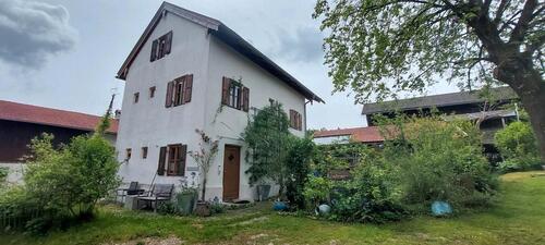 Foto - Haus Häuser - 2.150,00&nbsp;EUR Kaltmiete, ca.&nbsp; 135,00&nbsp;m&sup2;
