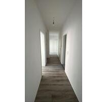 Frisch renovierte 4 Zimmer Wohnung in 44145 Dortmund