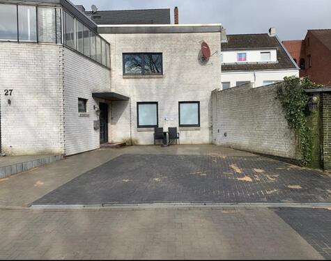 Foto - Stellplatz im Zentrum von Itzehoe(Sandkuhle) Wohnmobil geeignet